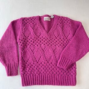 New Expressions Vintage Pink Acrylic V-neck Knit Sweater women's size Medium 80s